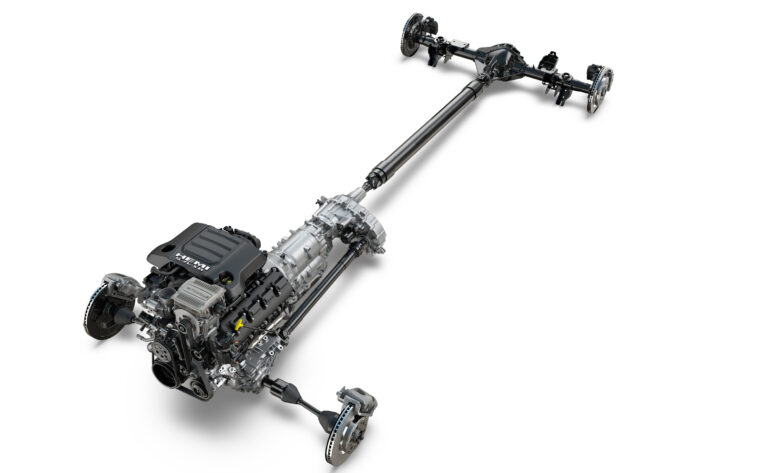 2026 Ram 1500 5.7-liter HEMI® V-8 with eTorque