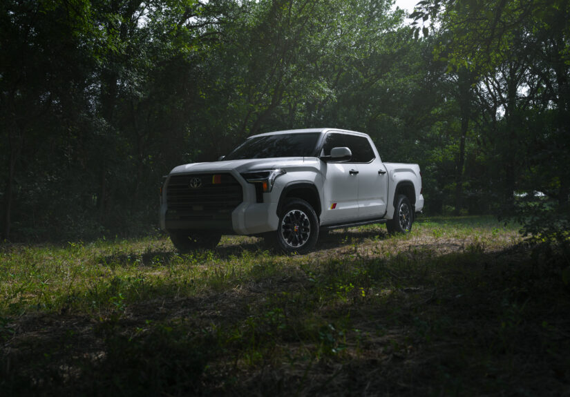 2026_Toyota_Tundra_TRD_Rally_Package_002
